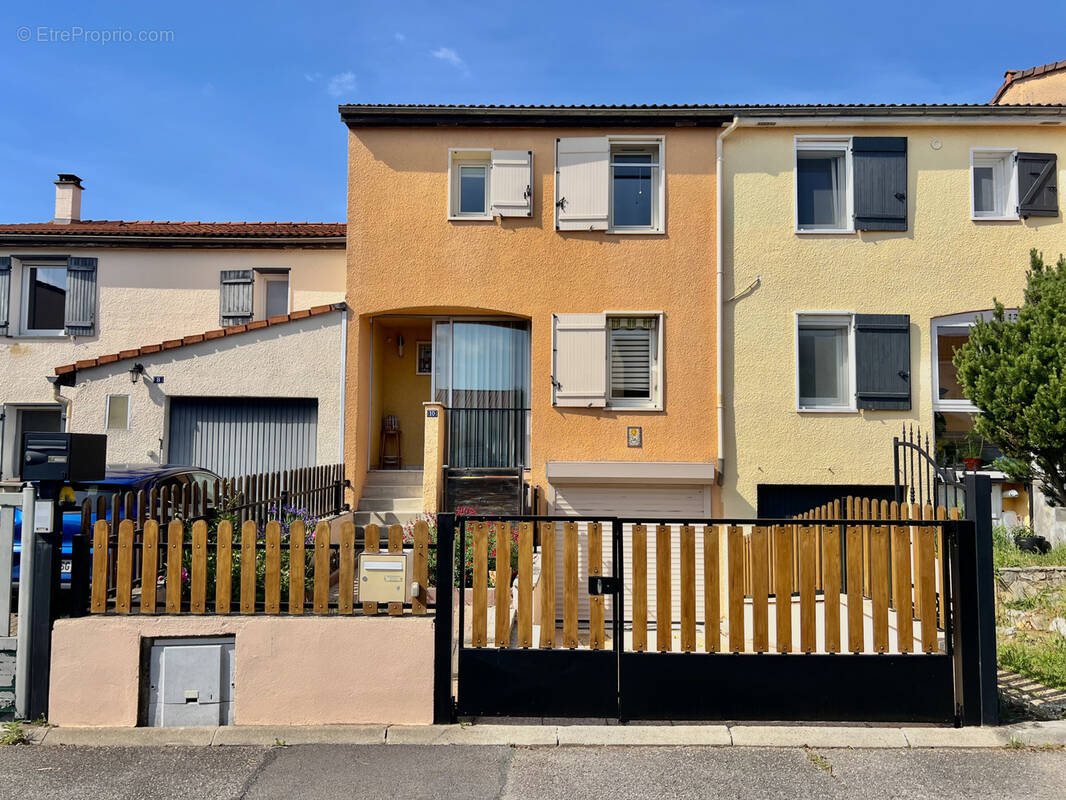 Maison à MIONS