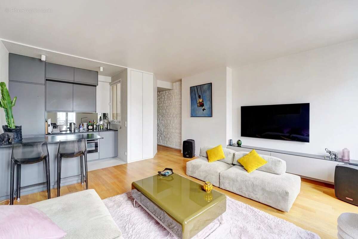 Appartement à PARIS-4E