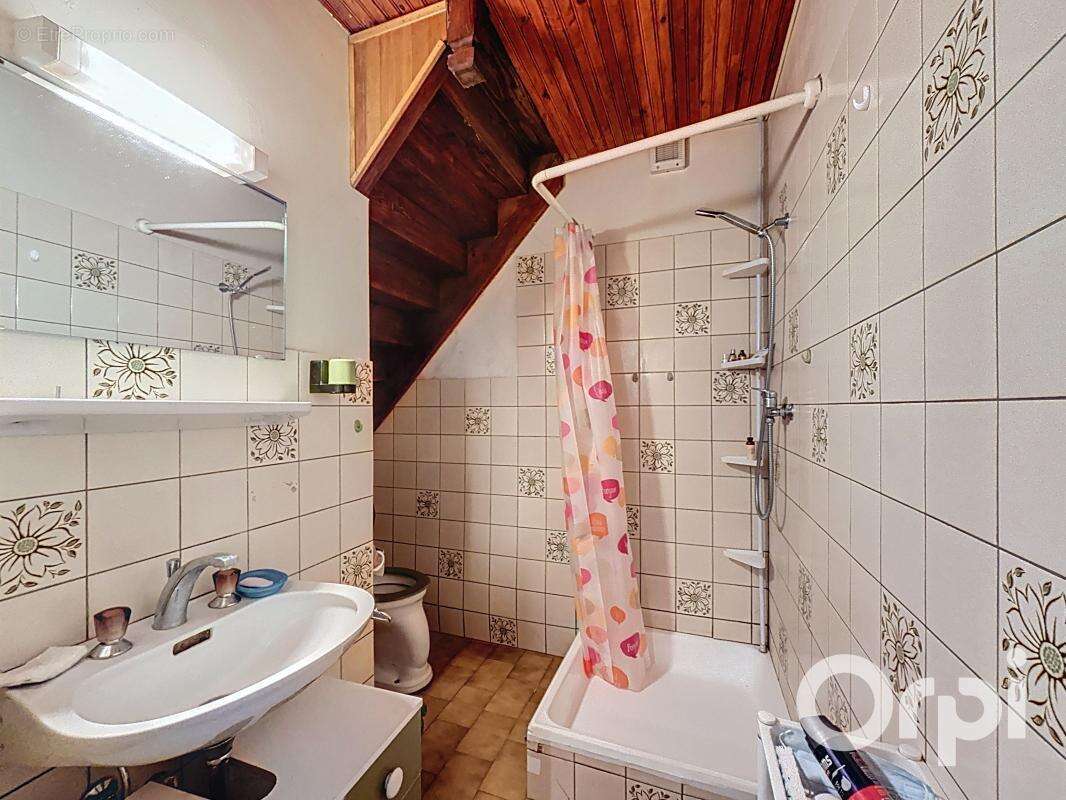 Maison à THORENS-GLIERES