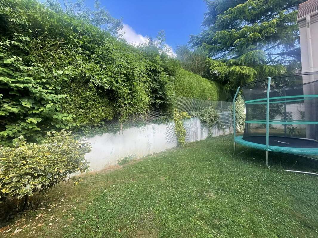 Maison à L'ETANG-LA-VILLE