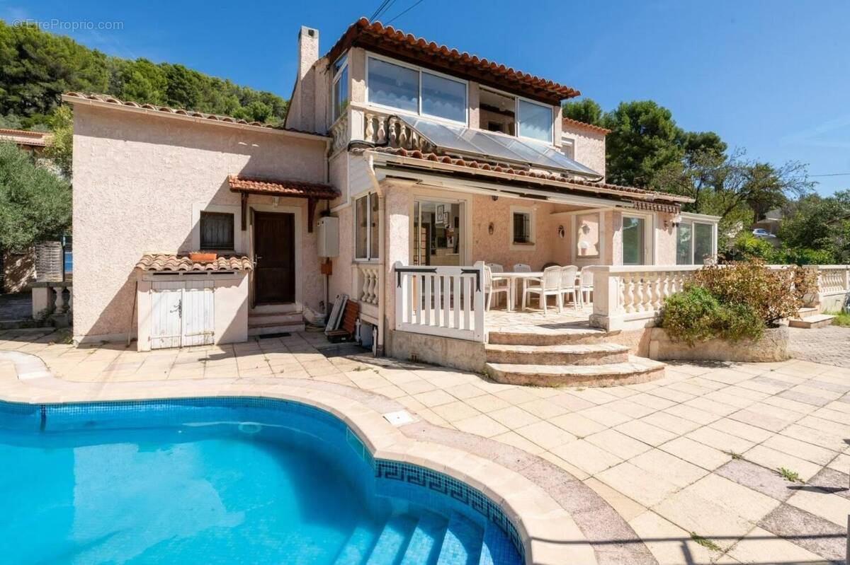 Photo 1 - Maison à LA VALETTE-DU-VAR