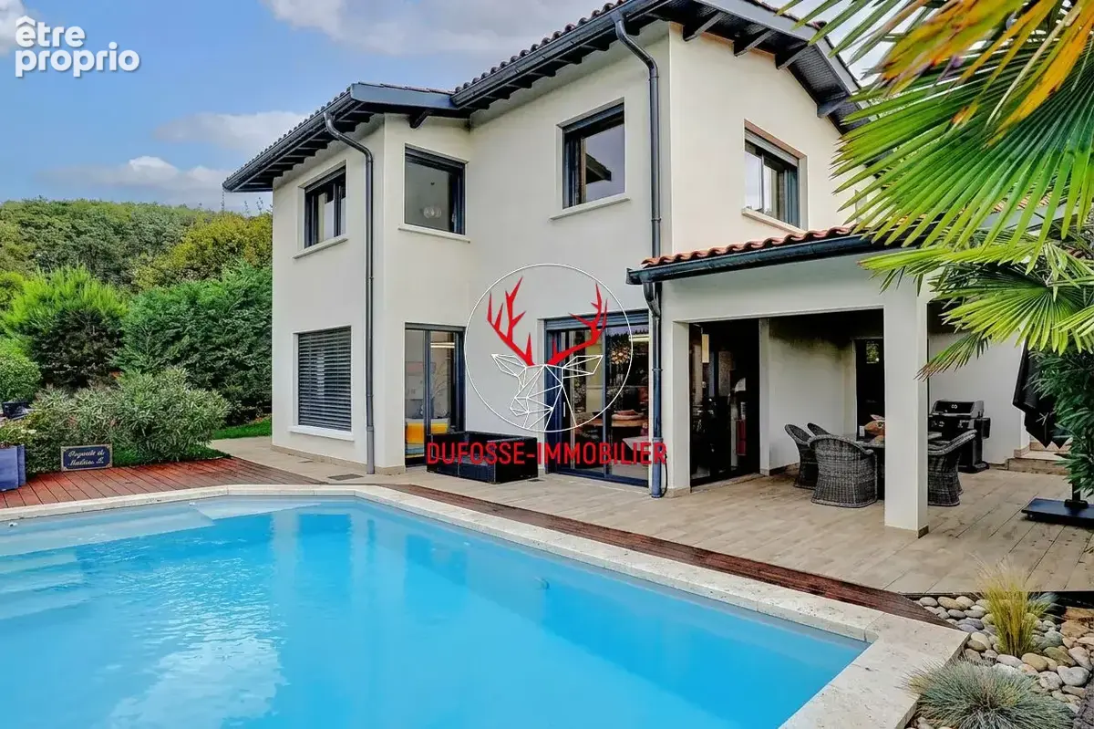 Photo Maison à Saint-Cyr-Au-Mont-D'or au prix de 1 190 000€