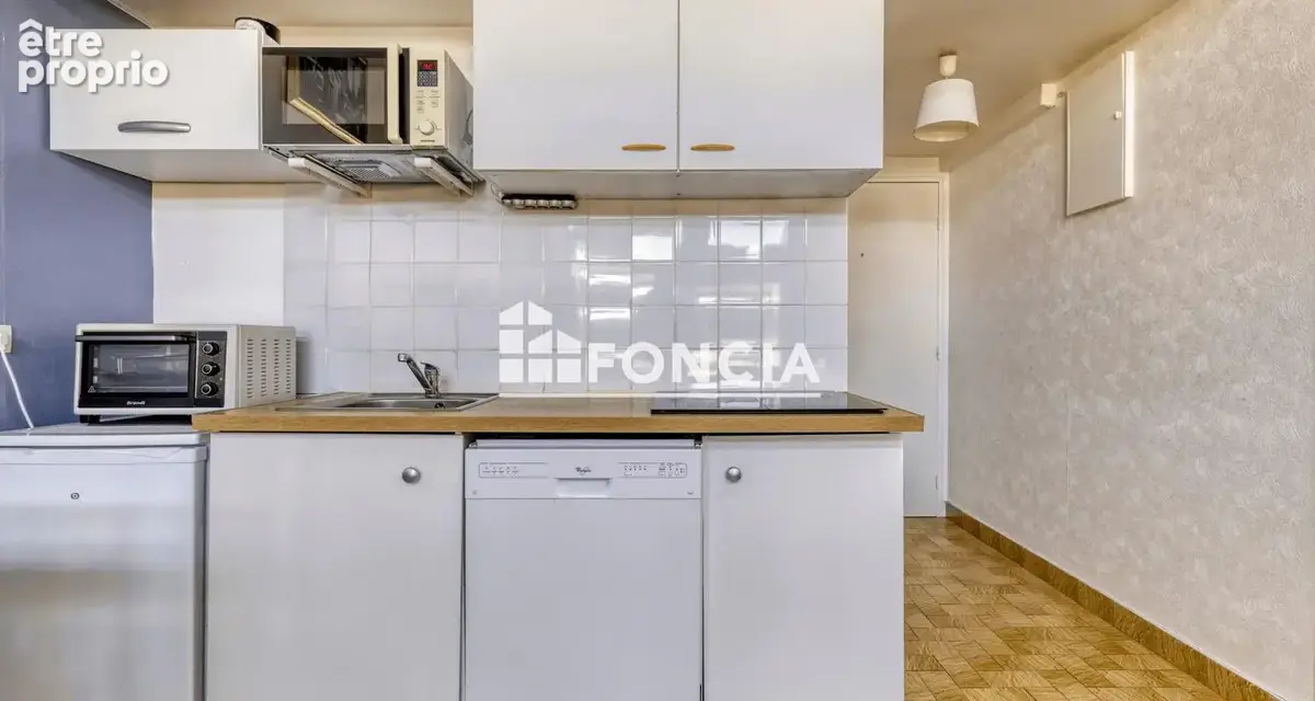 Duplex, dernier étage, parking, faibles charges, 5 min gare...pour un premier achat ou un investissement, cet appartement mérite - photo 4