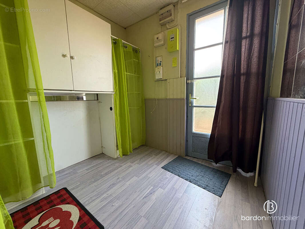 Maison 4 pièces - 55 m² - centre bourg St-Étienne de Mer-Morte - photo 2