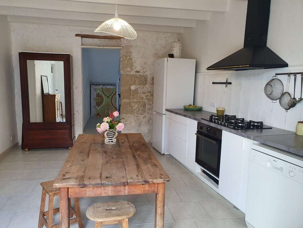 Maison à MORTAGNE-SUR-GIRONDE