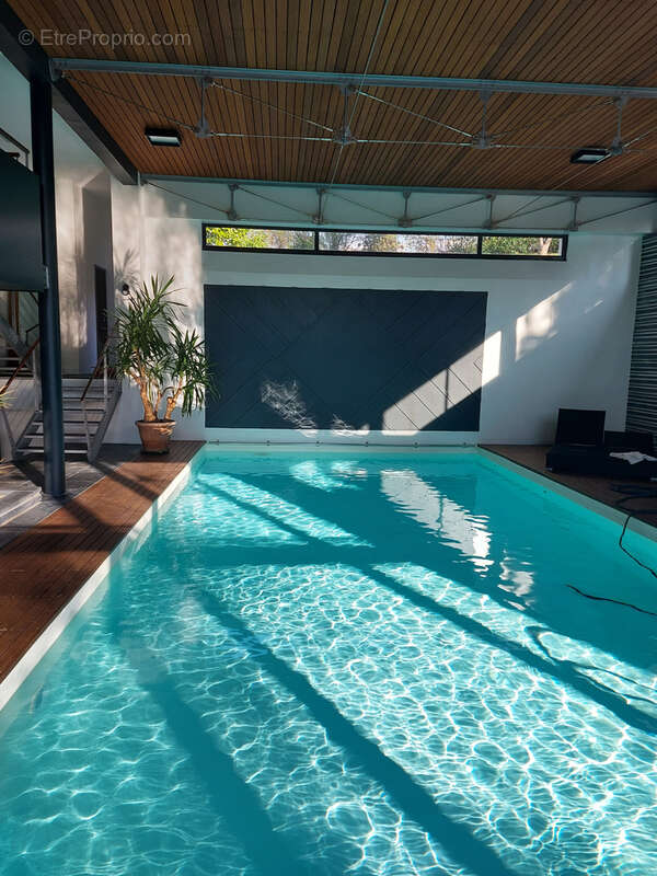 Propriété d'exception avec piscine intérieure et parc arboré - photo 9