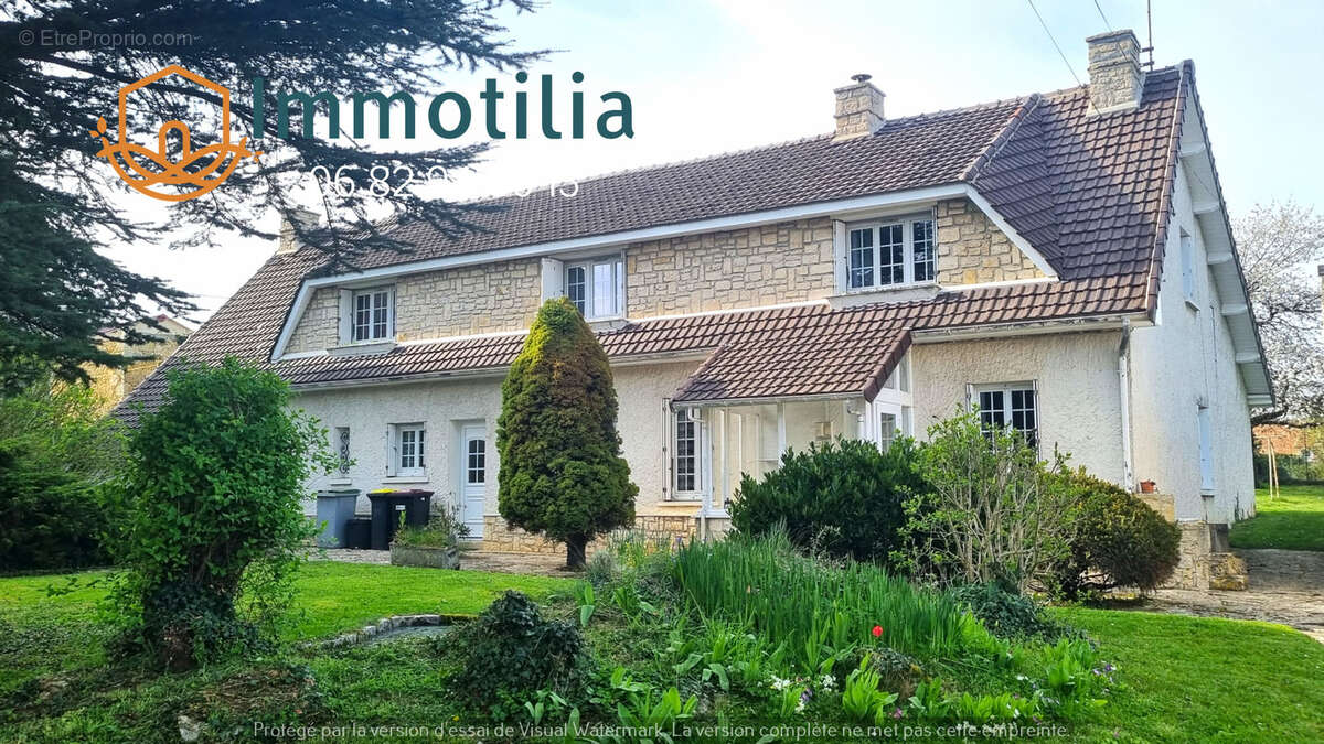 Maison à LONGUEVILLE