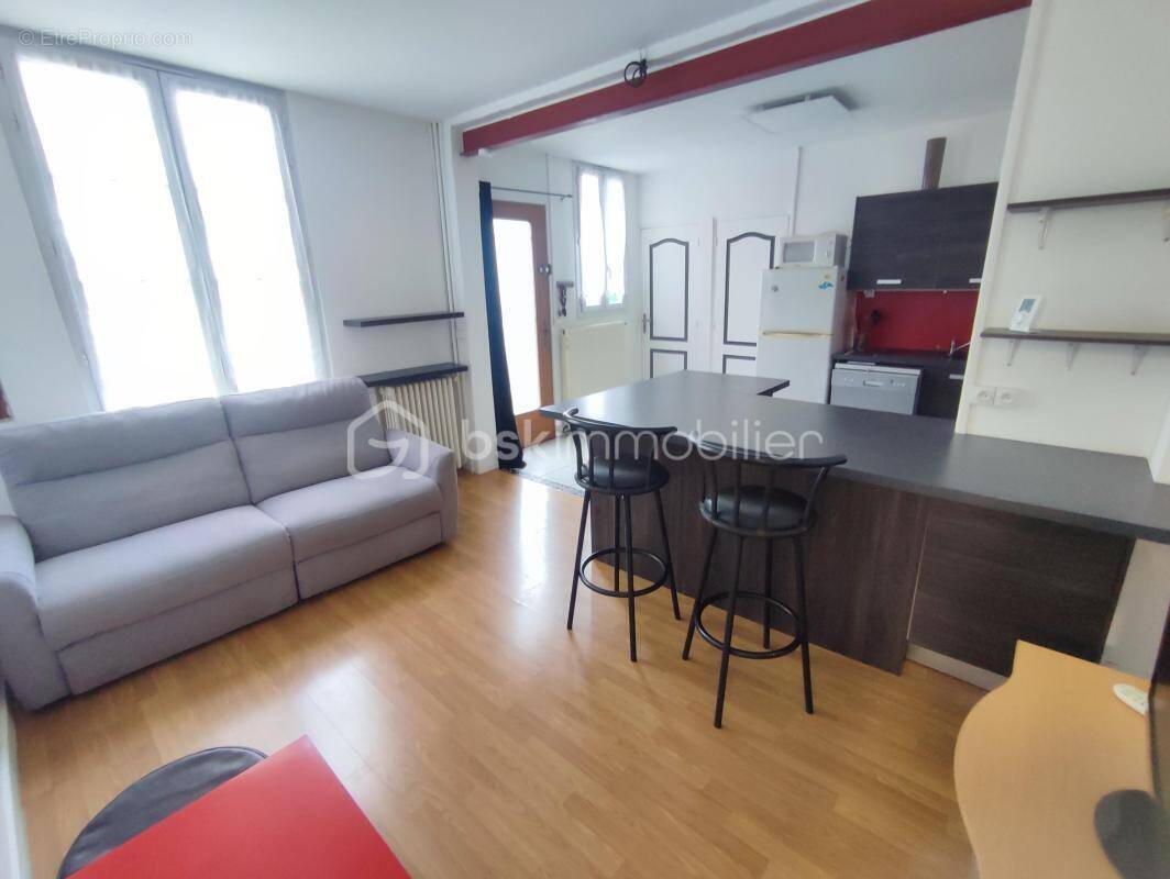 Appartement à SAVIGNY-SUR-ORGE