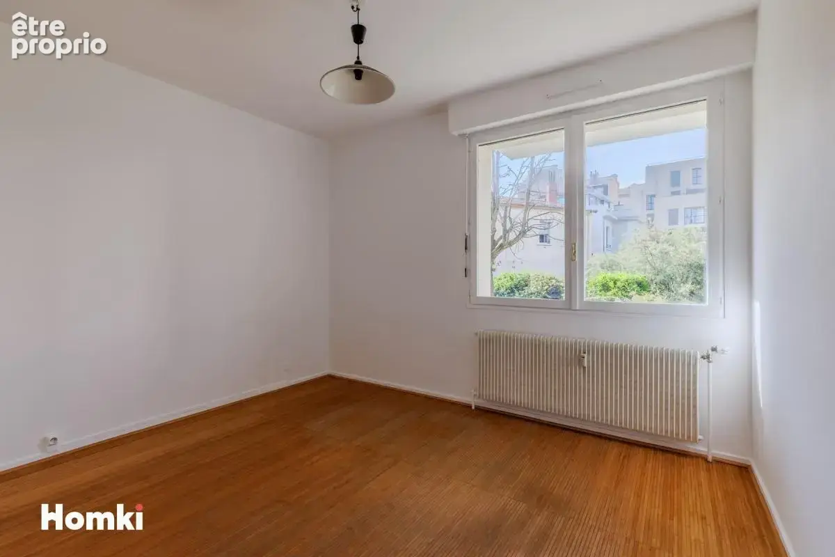 Appartement T3 de 74 m² à Lyon 69006, Rue de la Gaité - photo 4