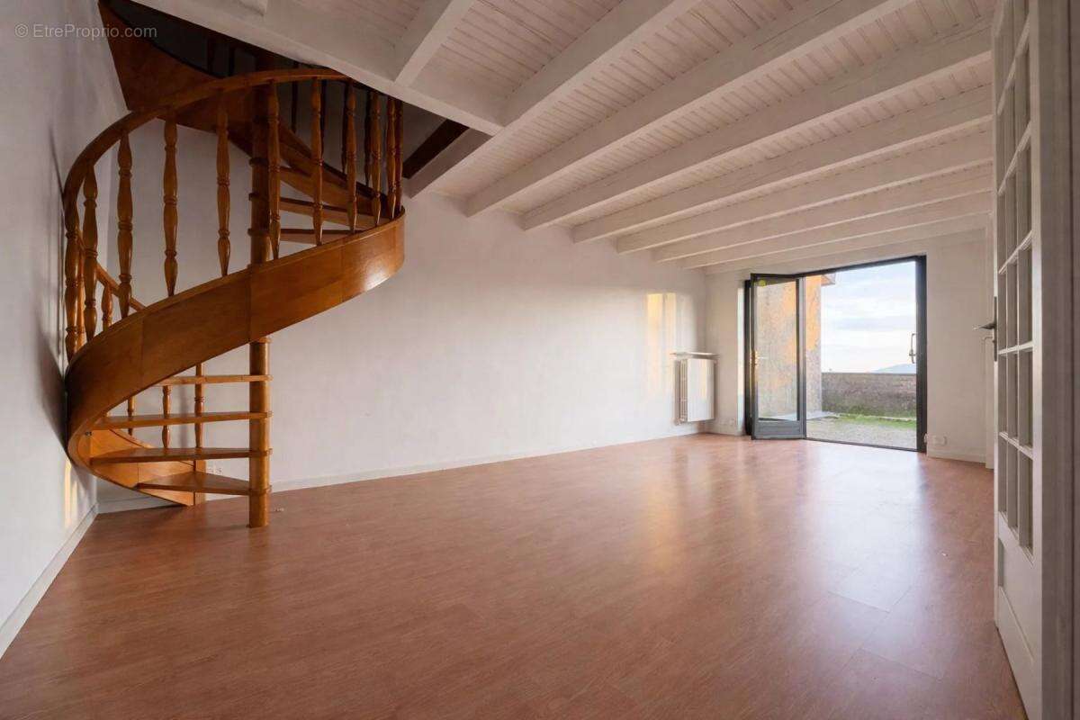 Maison à SAULNY