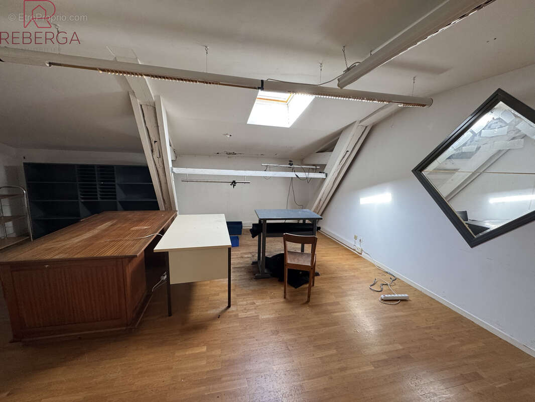 2200 m² à Mazamet  - photo 11
