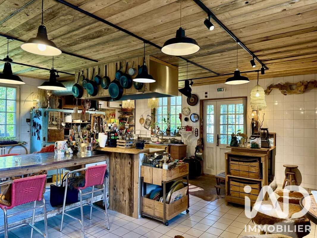 Maison 505 m² à Balleroy  - photo 8
