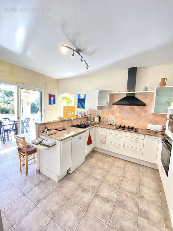 Maison à LES MATELLES