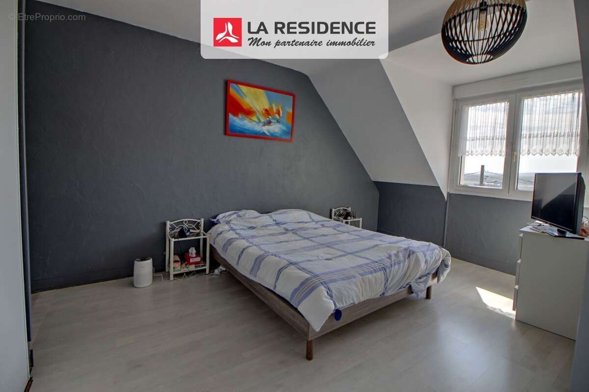 Maison 196 m² à Meulan  - photo 8