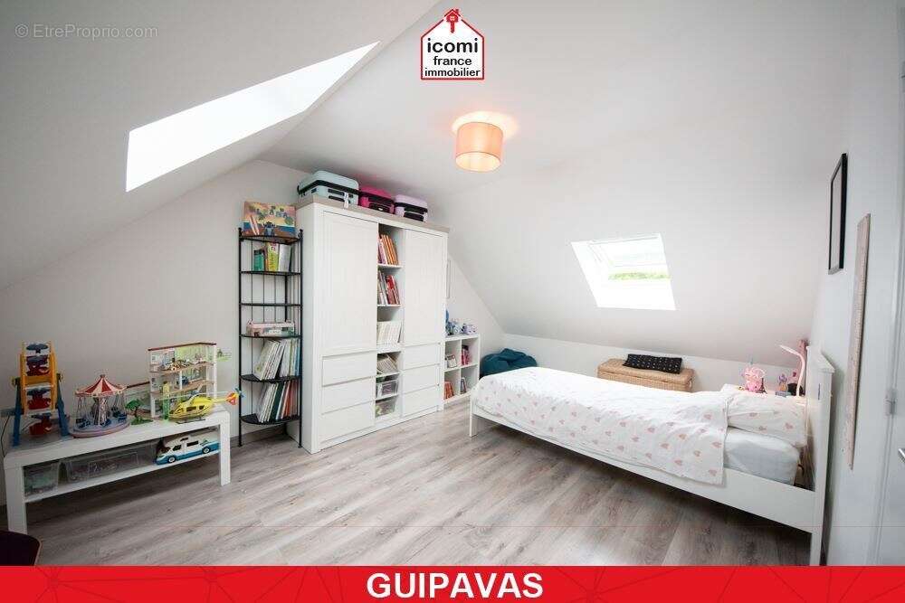 Maison à GUIPAVAS