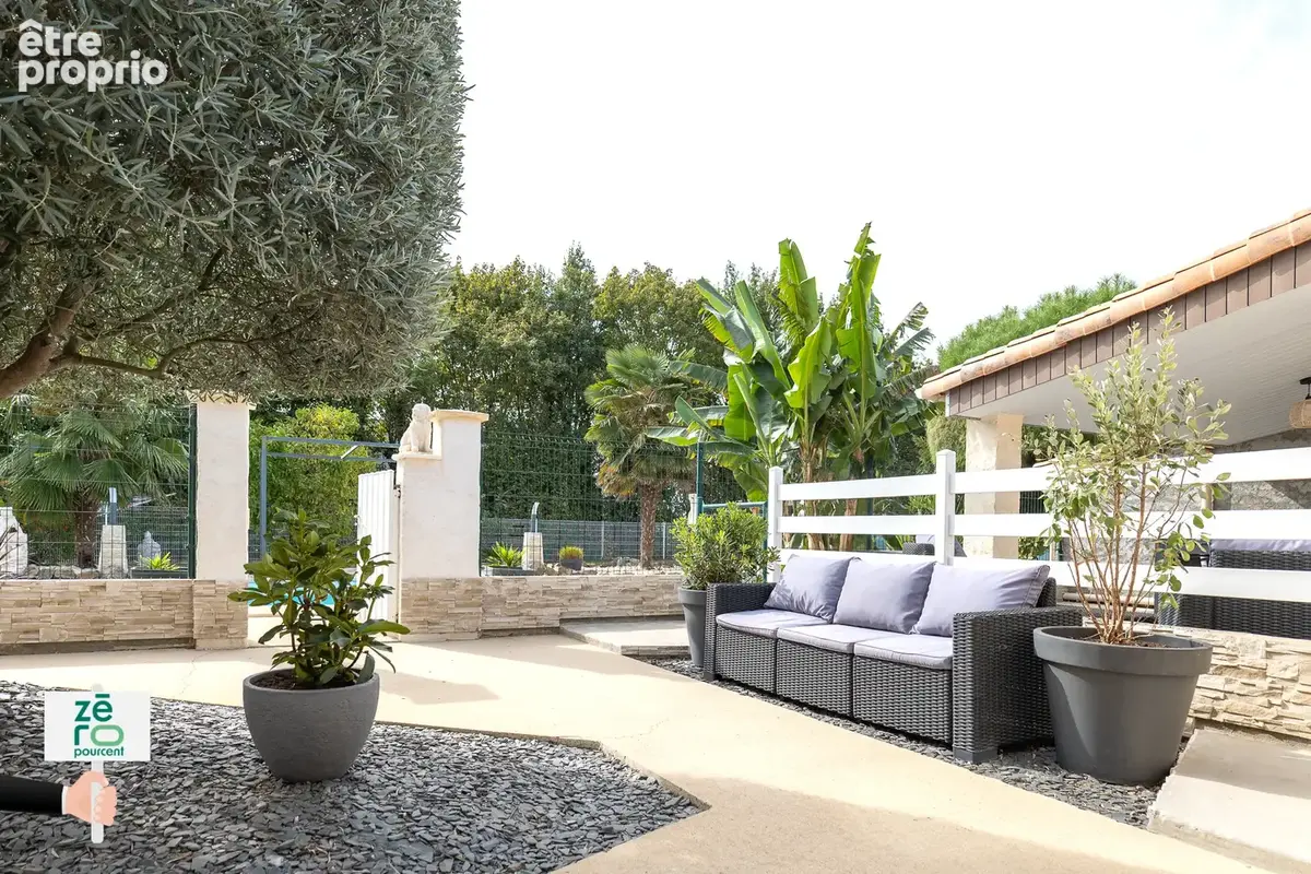 Maison familiale avec piscine sur près de 2 000 m2 à La Bretonnière-la-Claye - photo 17