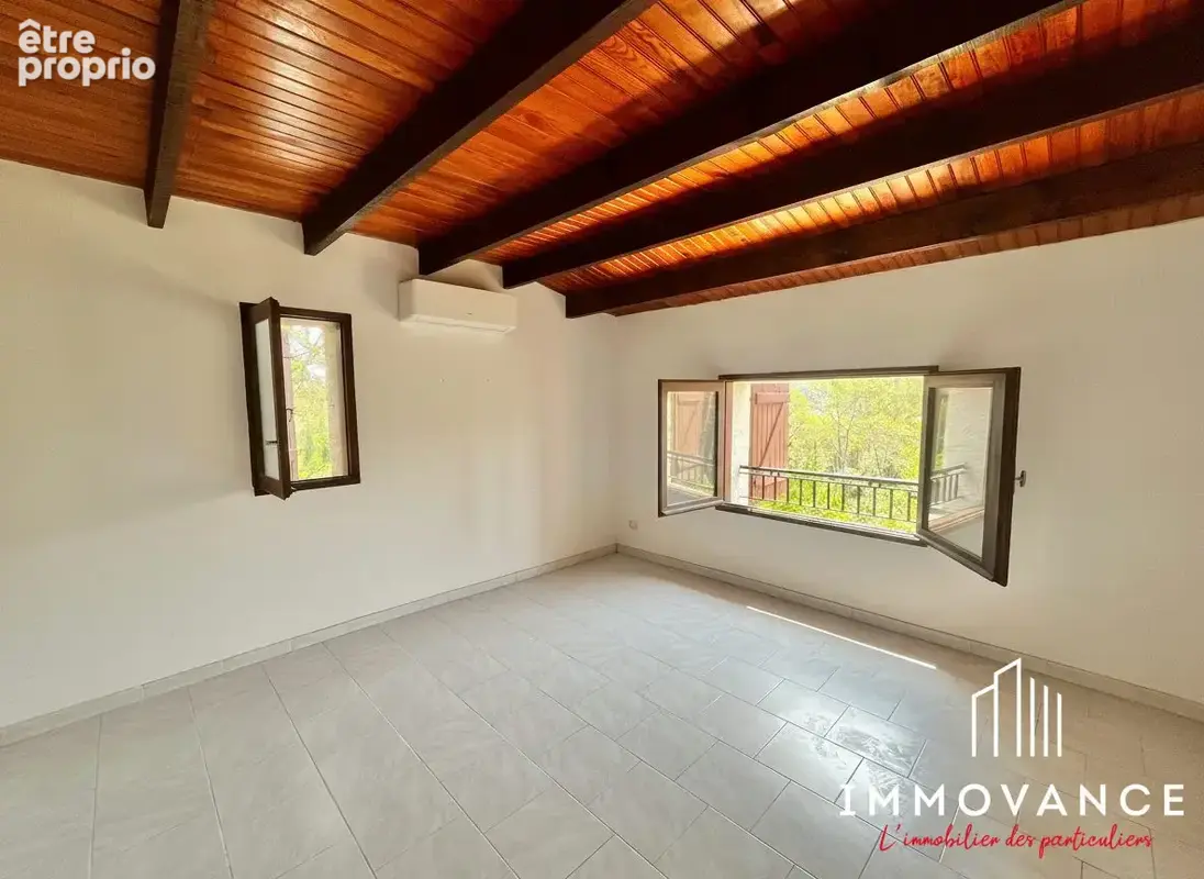 Maison 7 pièces 193 m² à vendre à Saint-Clement-De-Riviere (34980) - photo 9
