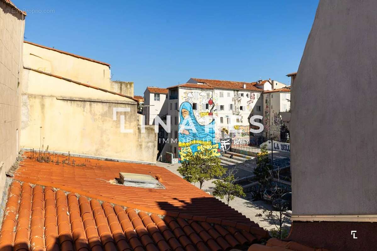 Appartement à MARSEILLE-2E