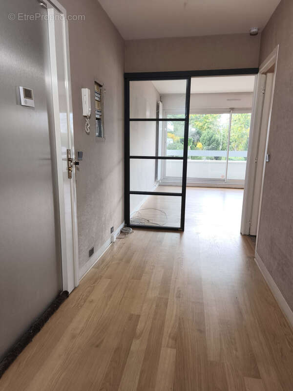 Appartement à BOUGIVAL