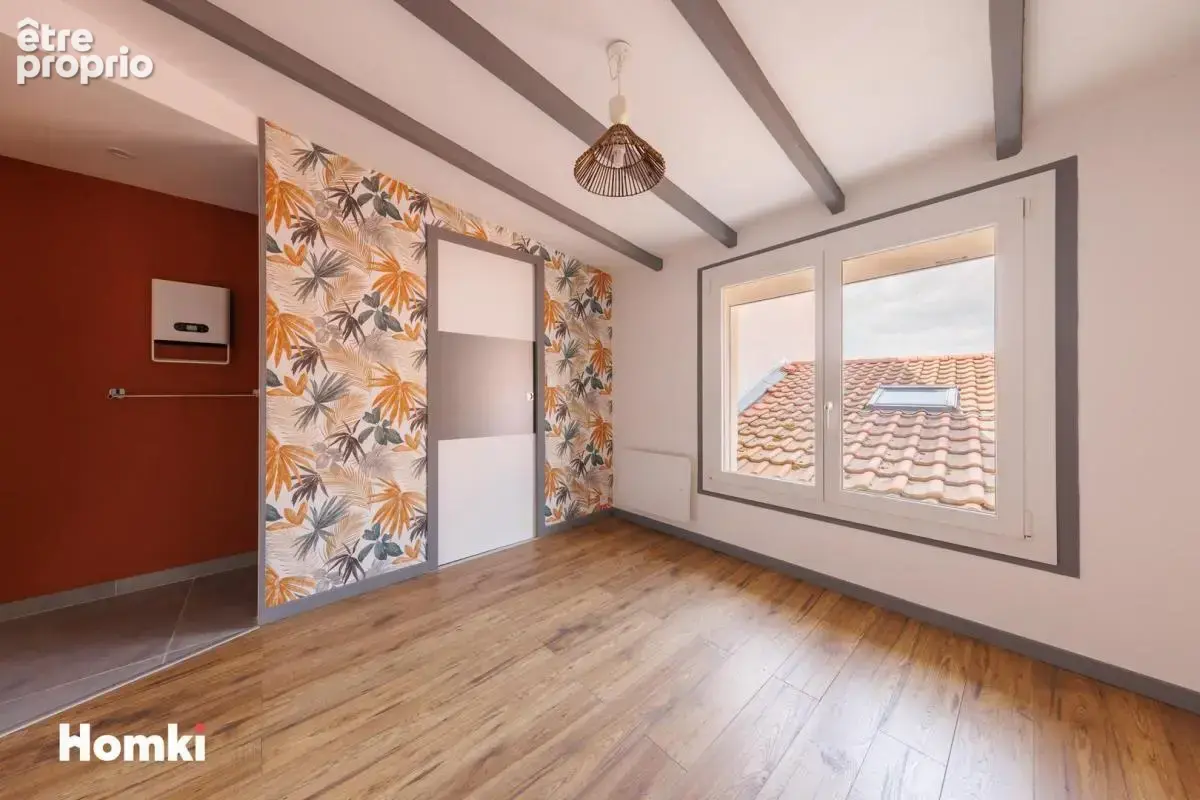 Maison de ville T2 de 43 m² à La Roche-Noire 63800 - photo 5