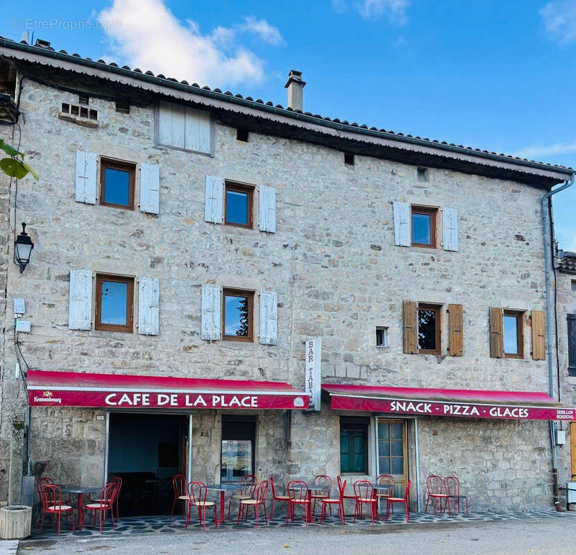 Maison à CHALENCON