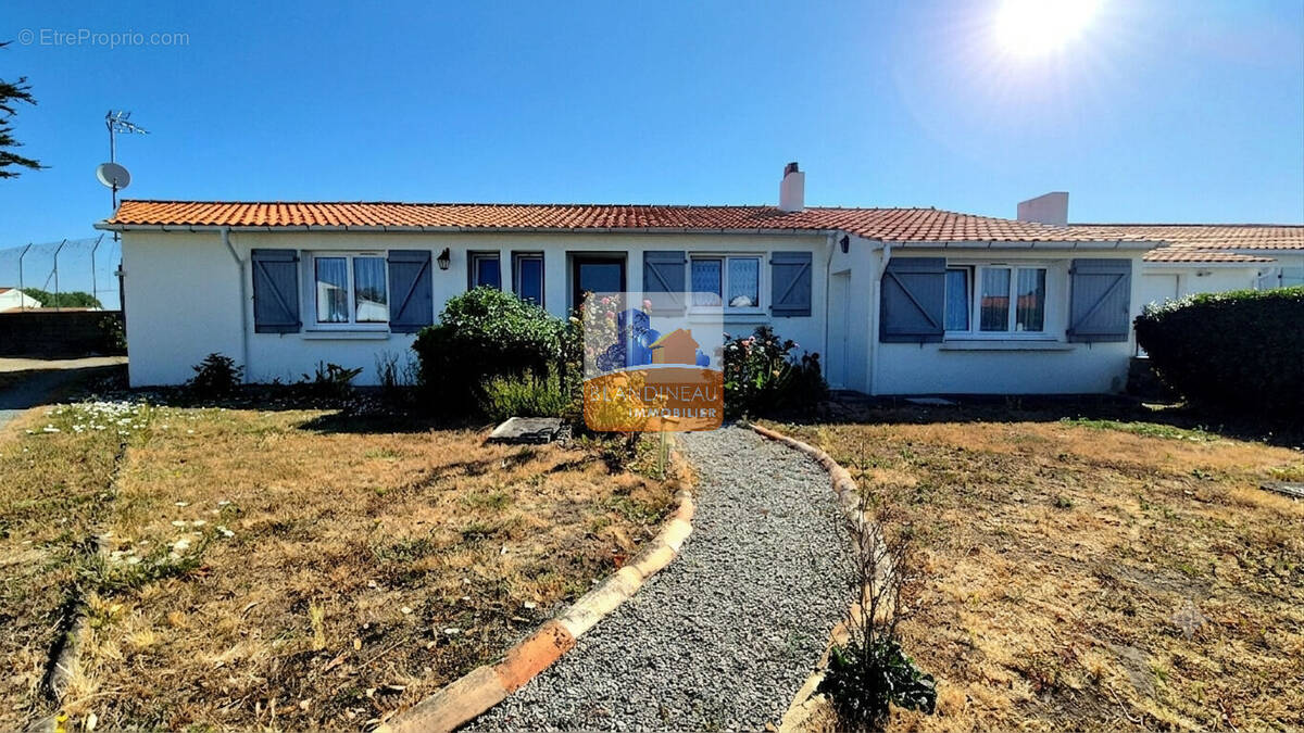 Maison à BOUIN