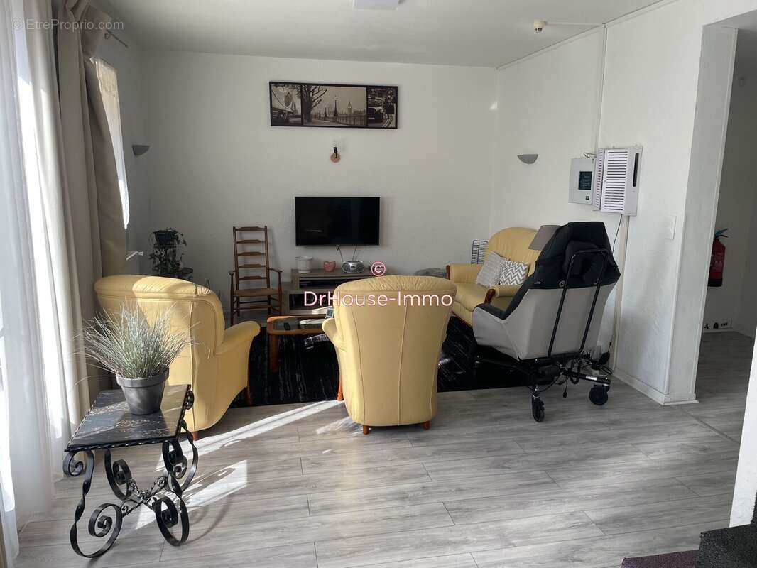 Maison à SAINT-ROMAIN
