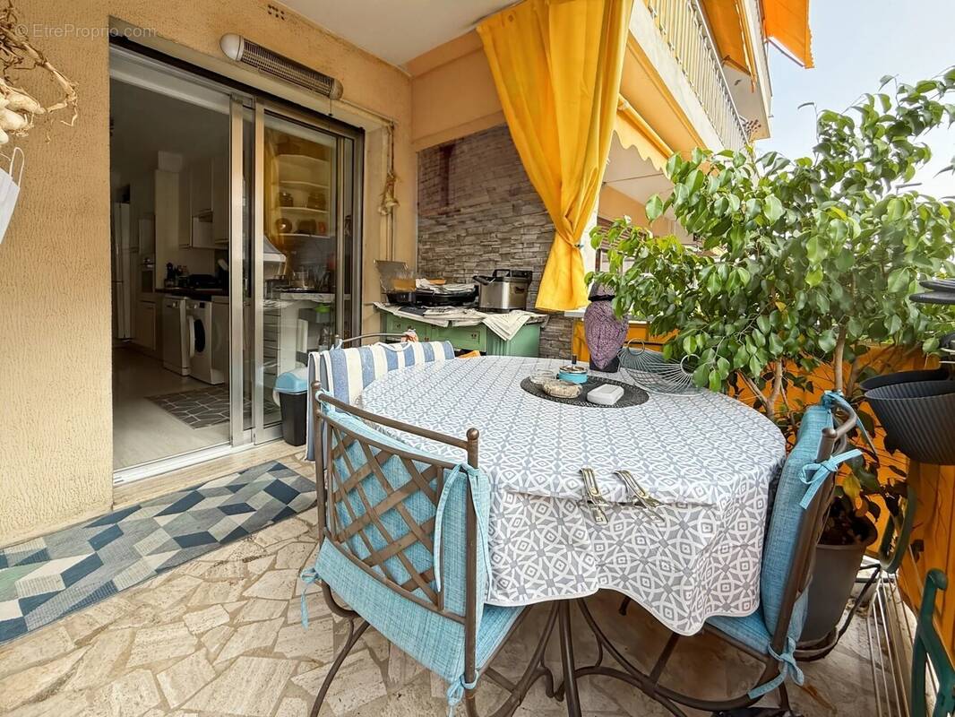 Appartement à CAGNES-SUR-MER