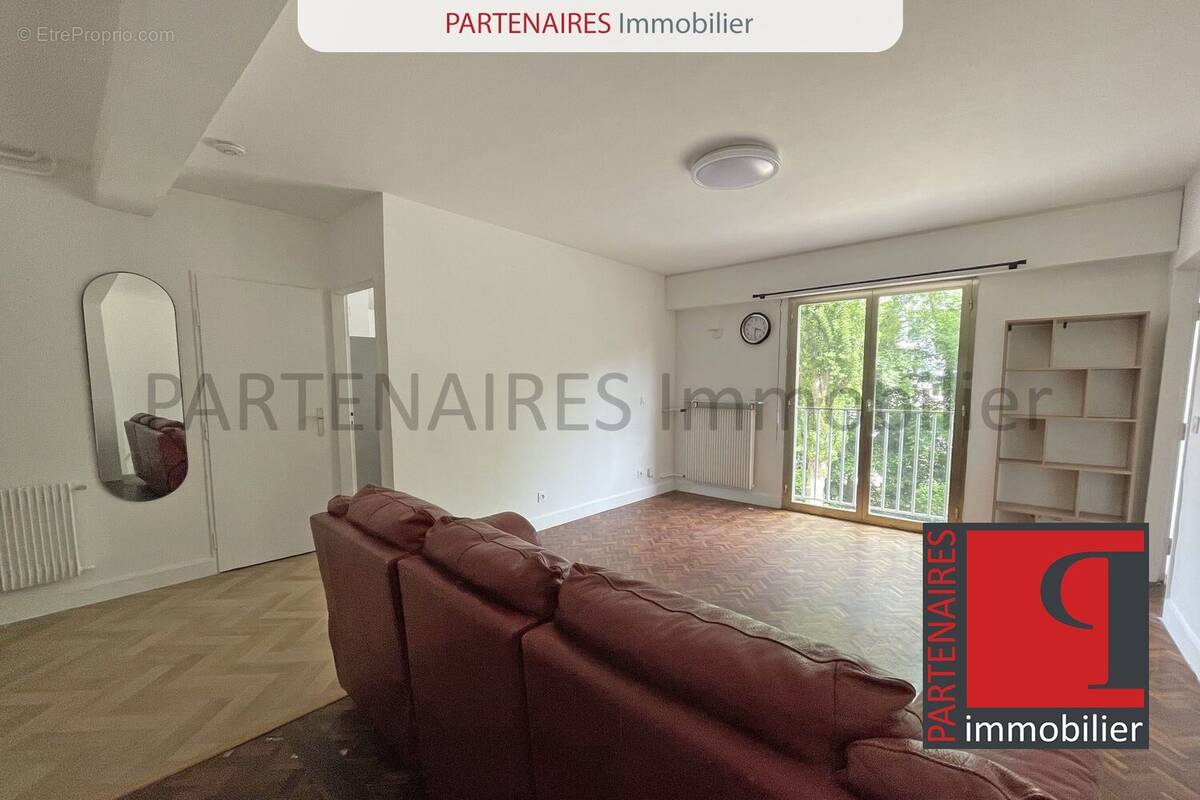 Appartement à VERSAILLES