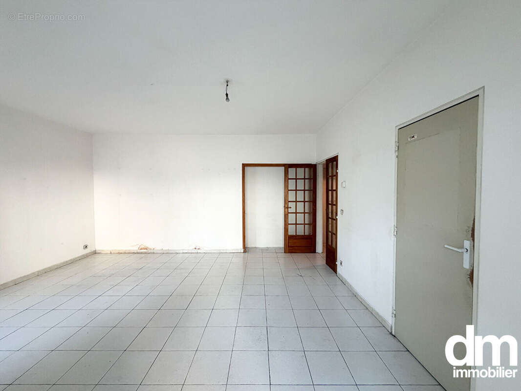 Appartement type 4 d'une superficie de 80.70 m2 avec terrasse et loggia - photo 9