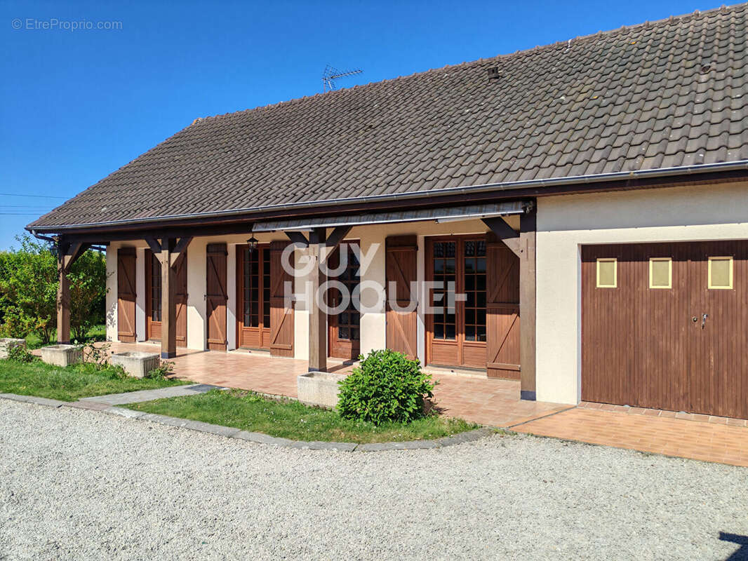 Maison à ROUILLY-SAINT-LOUP