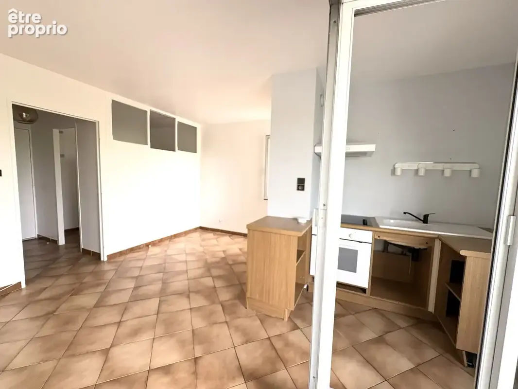 Carnon port , trés joli studio cabine de 30 m2 habitables + terrasse-loggia 4 m2 - photo 6
