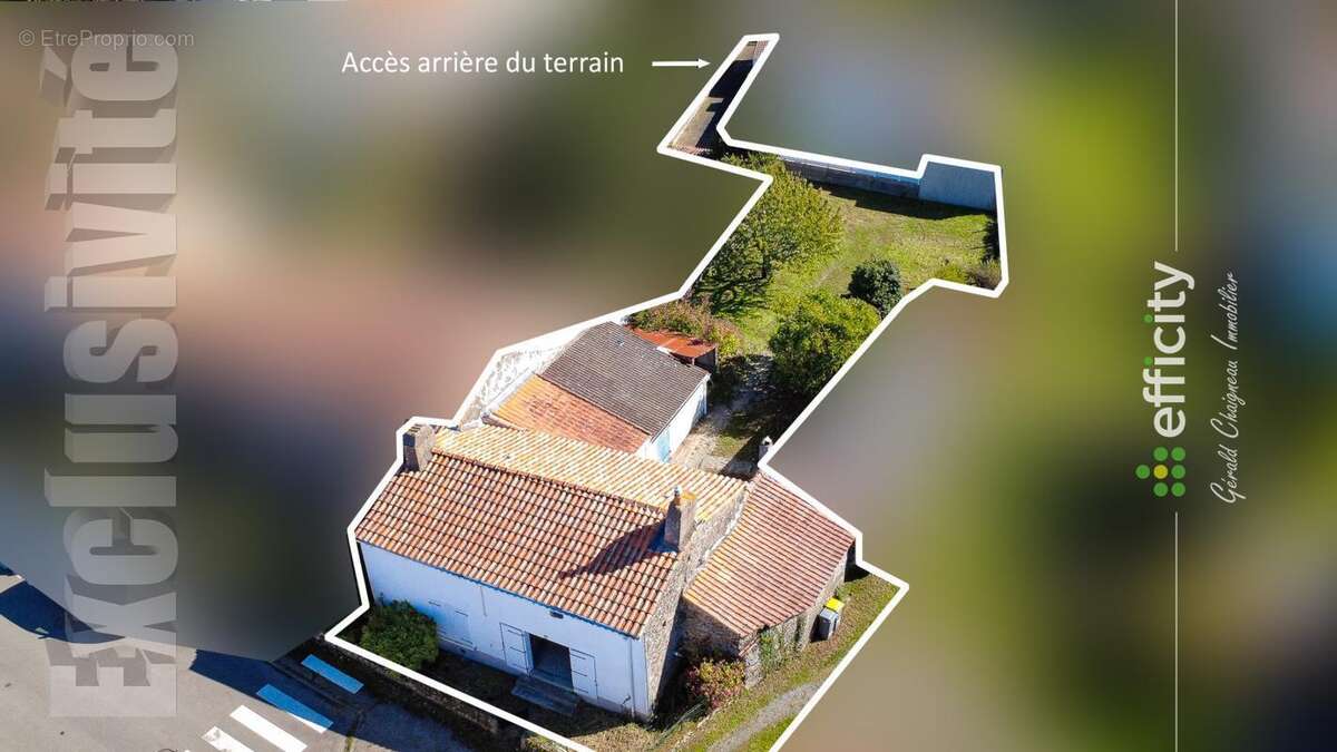 Maison à SAINT-LUMINE-DE-COUTAIS