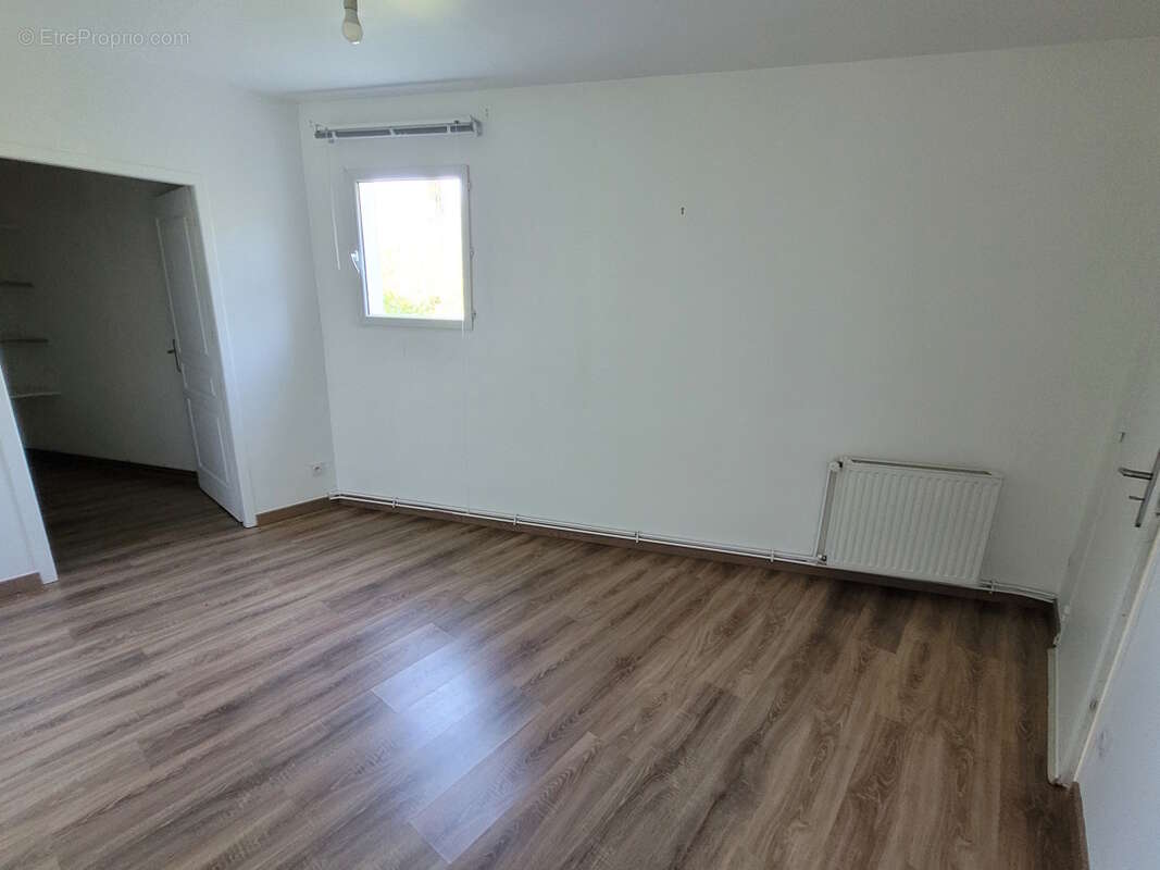 Maison à SAINT-CHINIAN