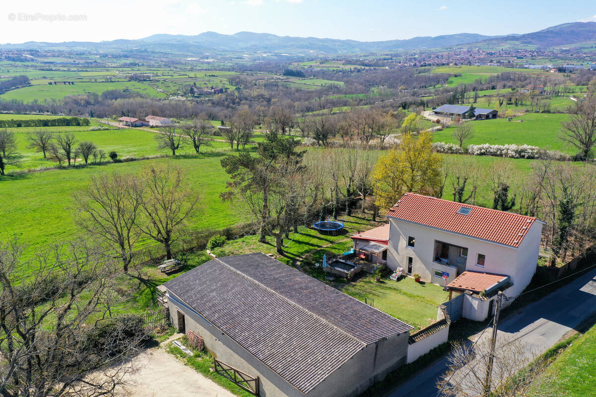 Maison à CHAPONOST