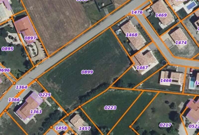  Terrain à bâtir avec canal d'eau– 695 m² – Le Plan de Gaubert, DIGNE LES BAINS (04) - photo 3