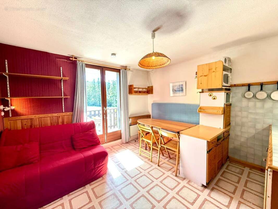 Appartement 19 m² à Prades  - photo 2
