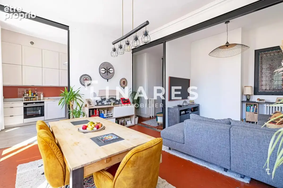 LE MOUSTIER - Appartement T4 de 114 m² - Traversant - 13001 - photo 3