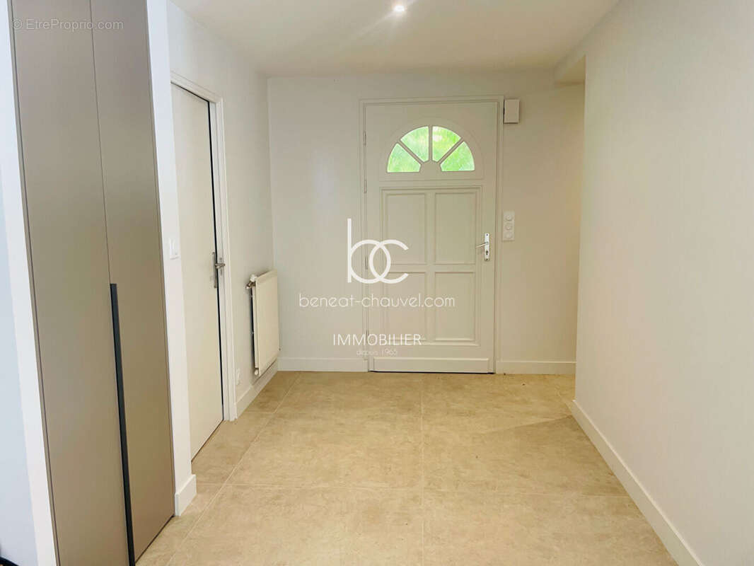 Propriété Saint Gildas De Rhuys 7 pièces - 230 m2 - Terrain de 1180 m2 - photo 6