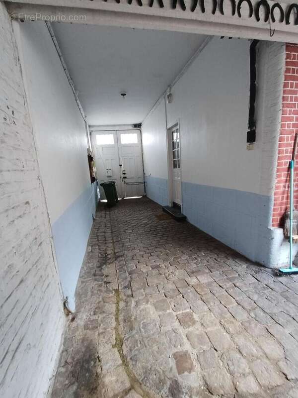 Maison 247 m² à Amiens  - photo 4