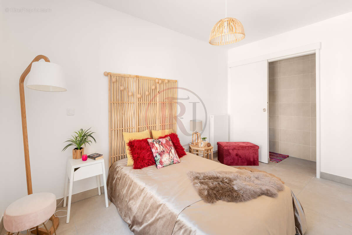 Appartement F2 en R+2 - photo 3