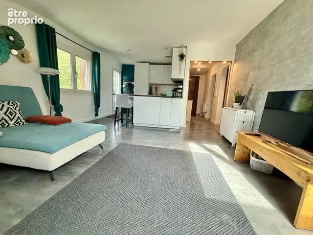 Divonne-les-bains   appartement rénové avec jardin privatif   rare à la vente - photo 2