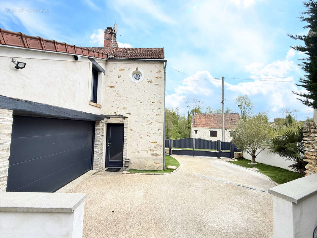 Maison à COULOMMIERS