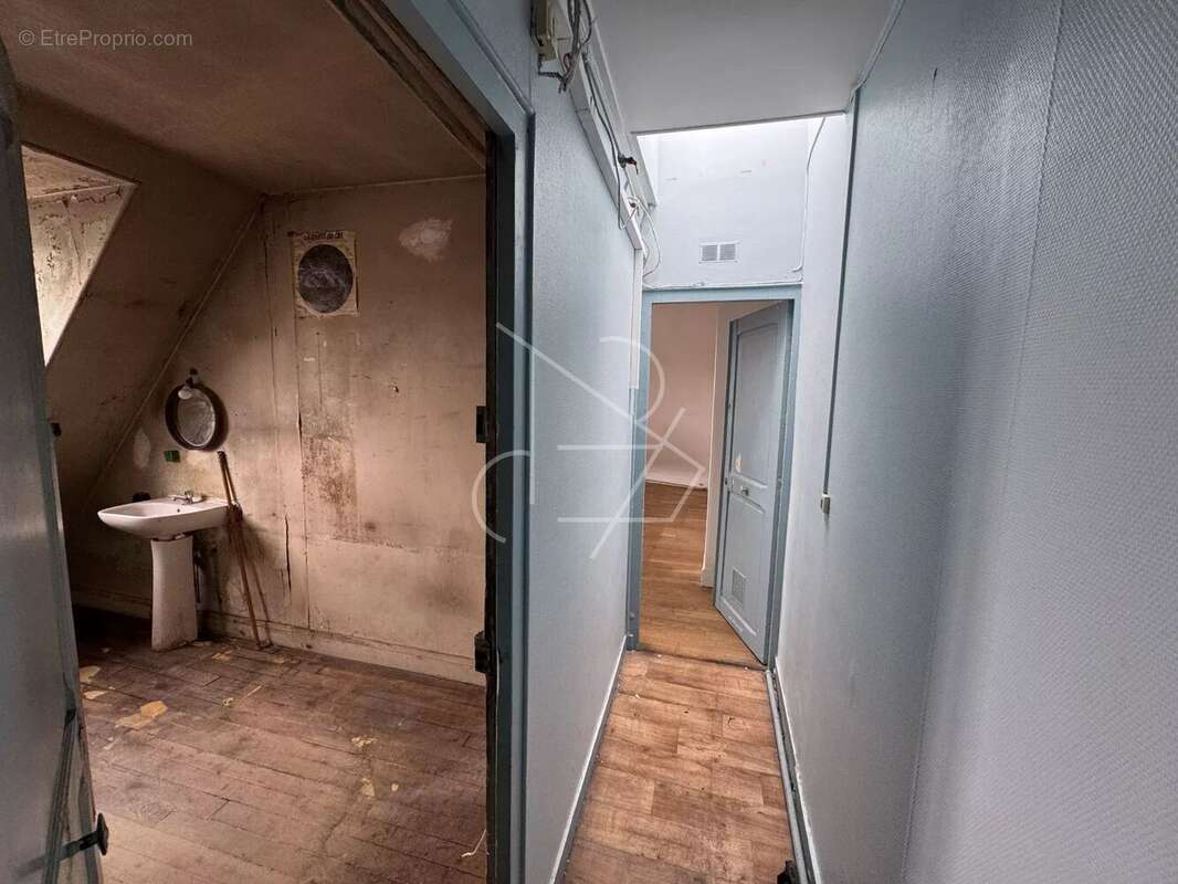 Appartement à PARIS-8E