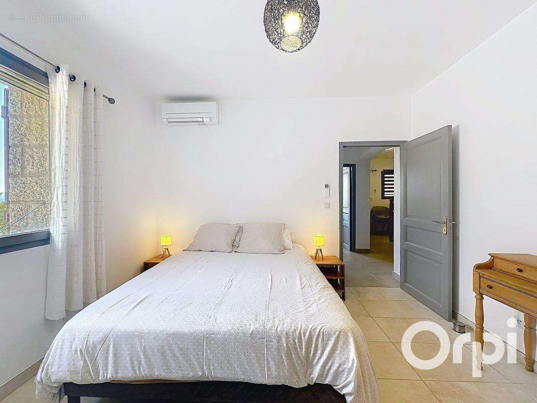 Maison à PORTO-VECCHIO