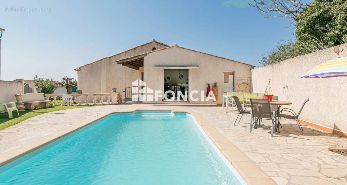 Maison à LA FARE-LES-OLIVIERS