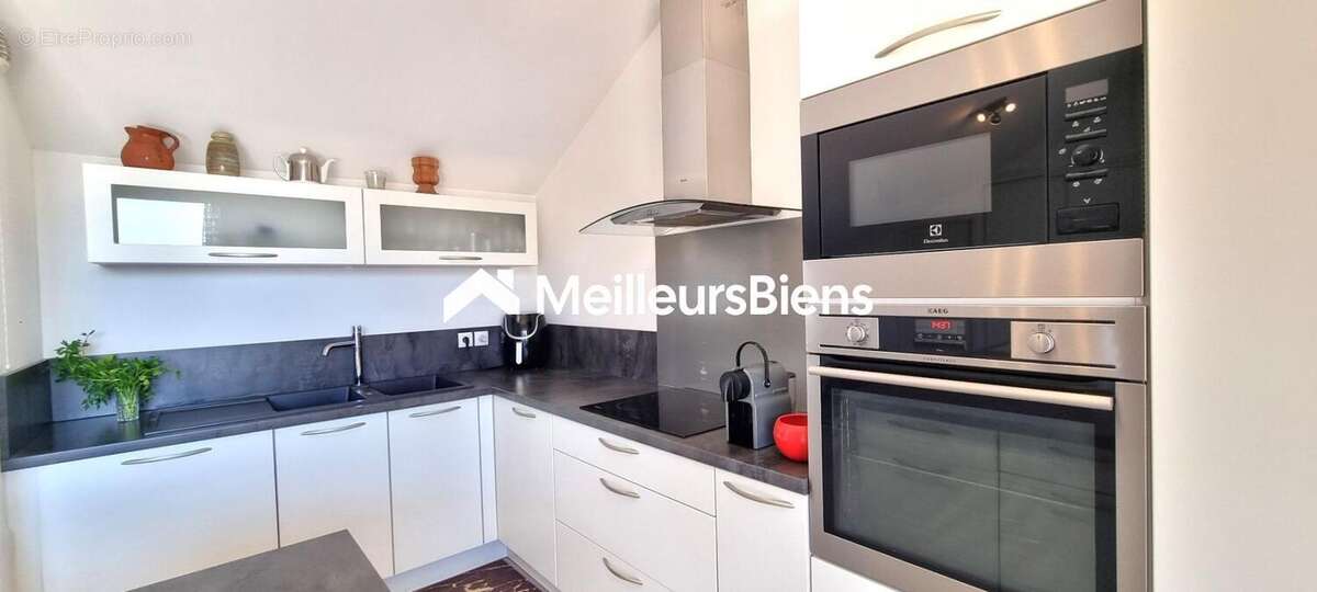 Appartement à VILLE-LA-GRAND