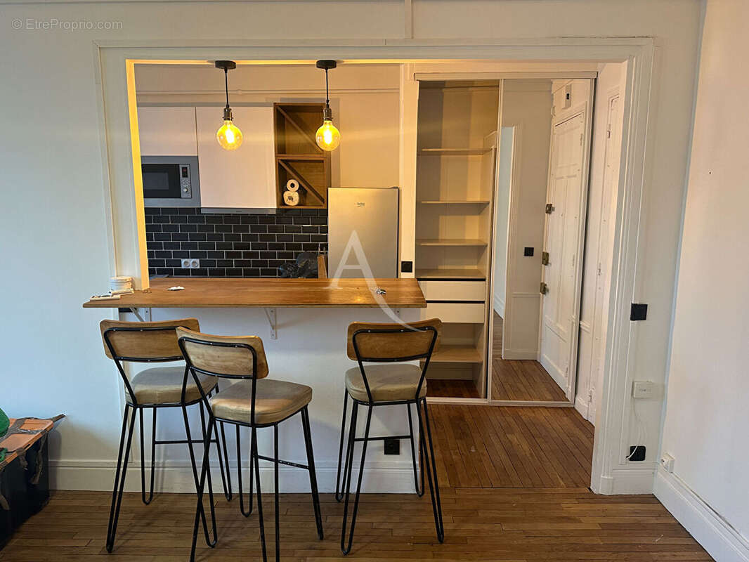 Appartement à PARIS-19E