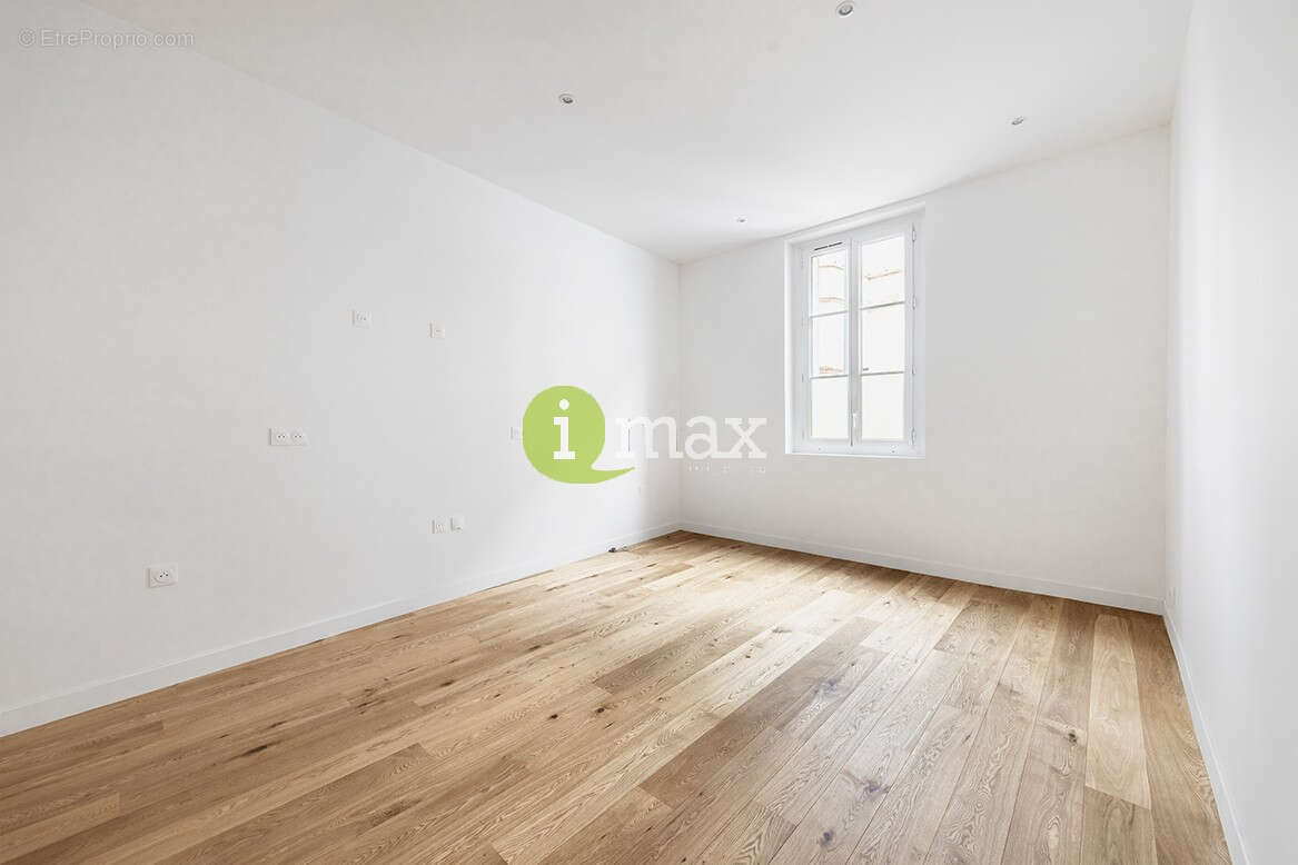 Appartement à CLICHY