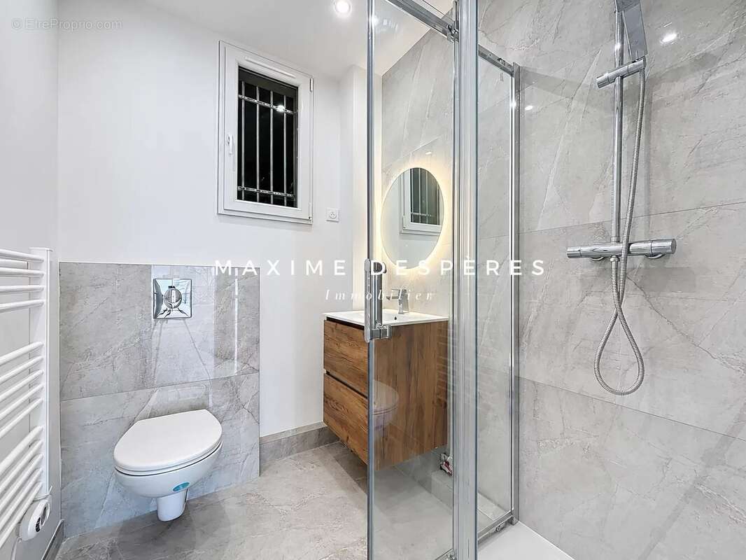 Appartement à PARIS-11E